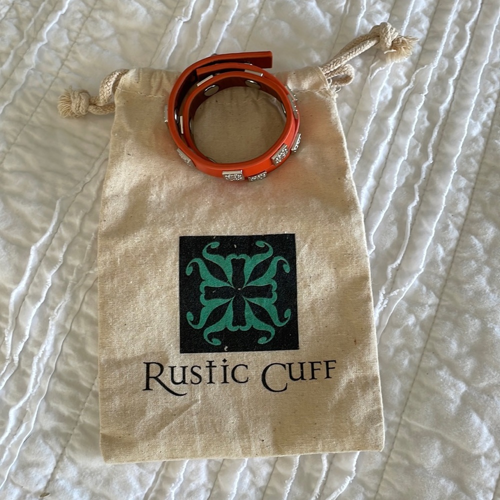 Rustic Cuff Leather Bracelet: Double Wrap